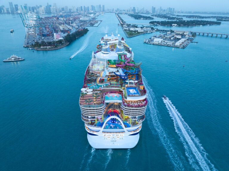 Read more about the article Yikes, does Royal Caribbean’s new Icon of the Seas really cost that much?