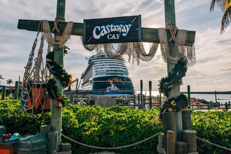 Read more about the article Castaway Cay: A guide to Disney Cruise Line’s private island