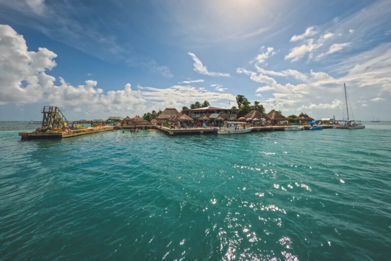 Read more about the article 20 Best Things to Do in Caye Caulker Belize
