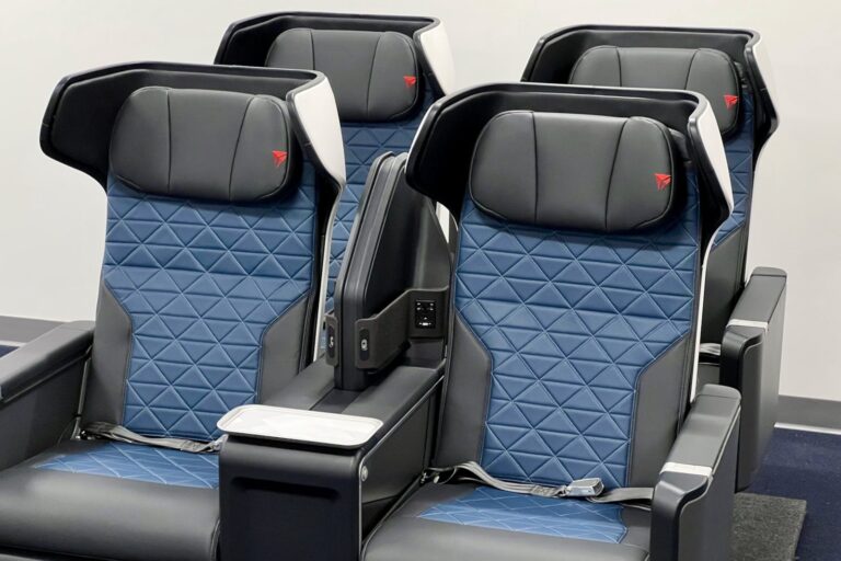 Read more about the article Delta’s futuristic first-class recliners are coming to the Boeing 737