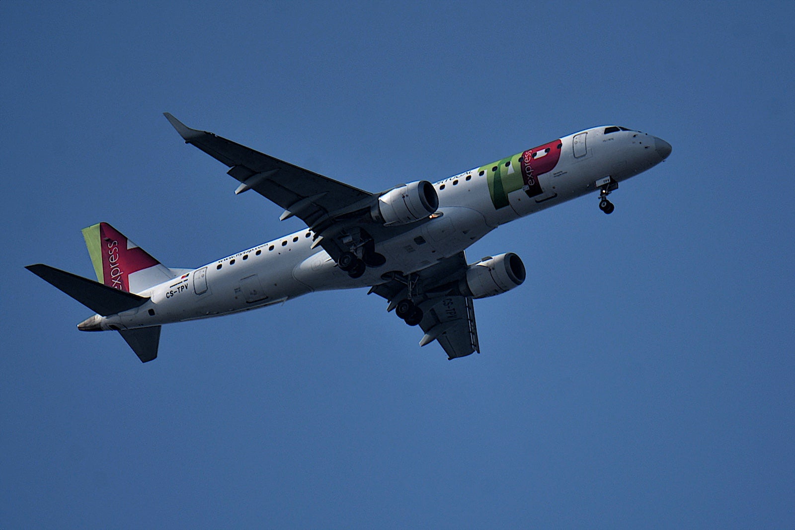 You are currently viewing TAP Air Portugal has discounted round-trip flights to Europe under $400