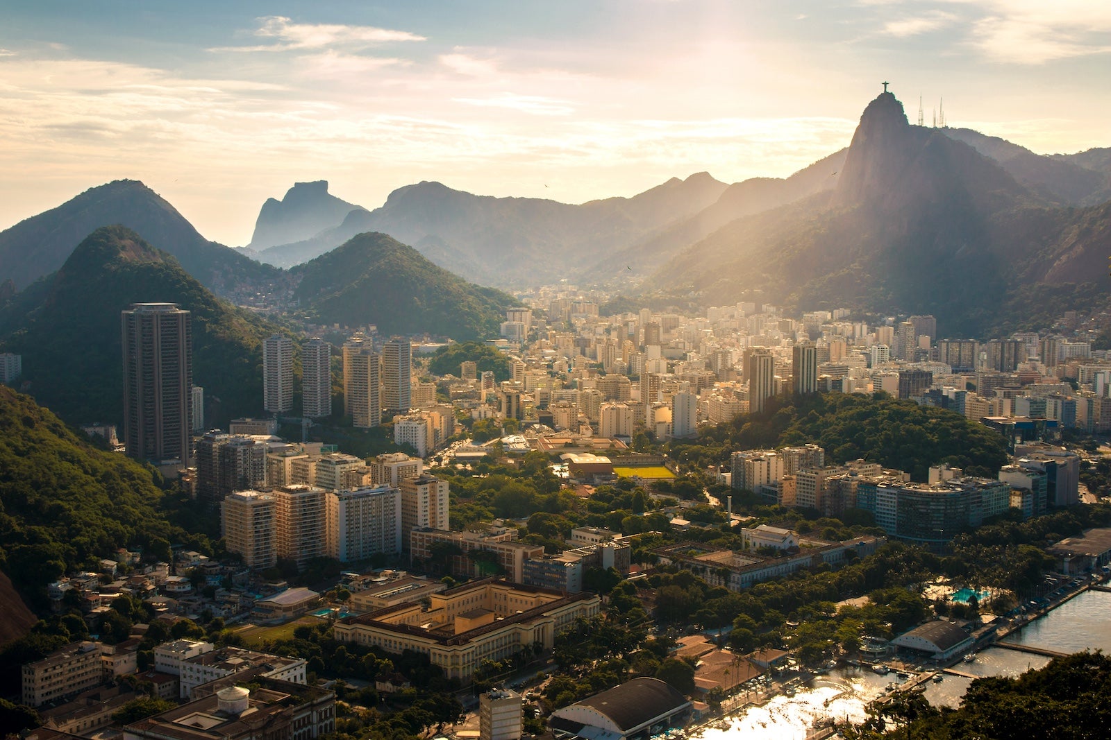 You are currently viewing Visa requirement for Americans visiting Brazil delayed until April