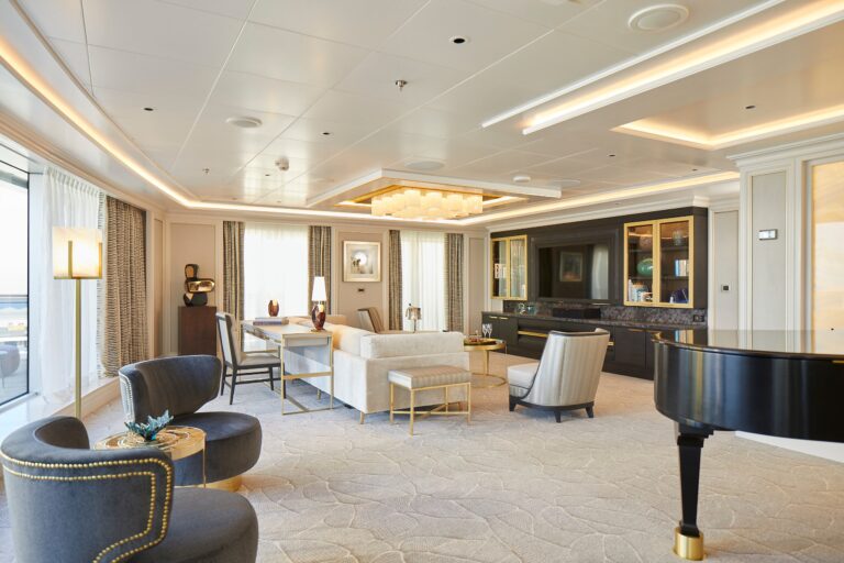 Read more about the article The best cruise ship suites — picked by someone who has seen them all