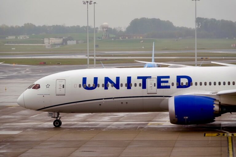 Read more about the article United delays 2 high-profile routes just weeks before their inaugurals