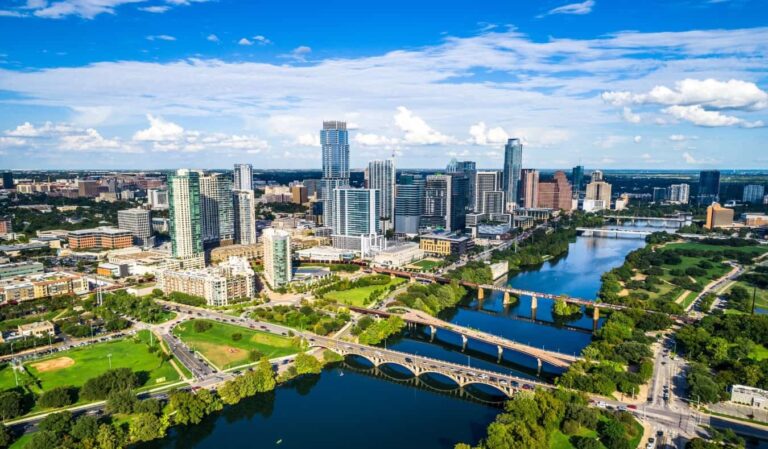 Read more about the article The 6 Best Hotels in Austin (Updated 2024)