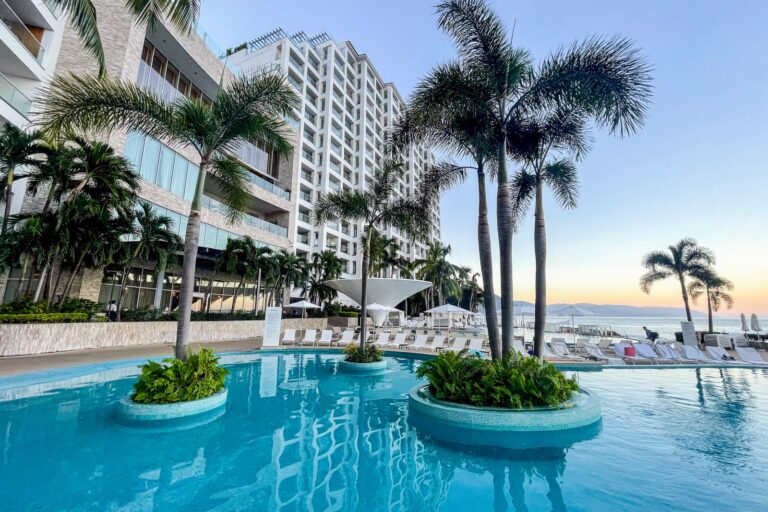 Read more about the article Hilton Vallarta Riviera All-Inclusive Resort review: What to expect