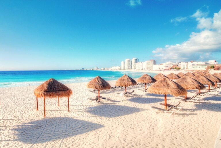 Read more about the article Mexico deal alert: Fly to Cancun from Atlanta and NYC from $280 round-trip