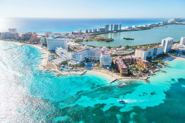 Read more about the article The 14 best all-inclusive resorts in Cancun