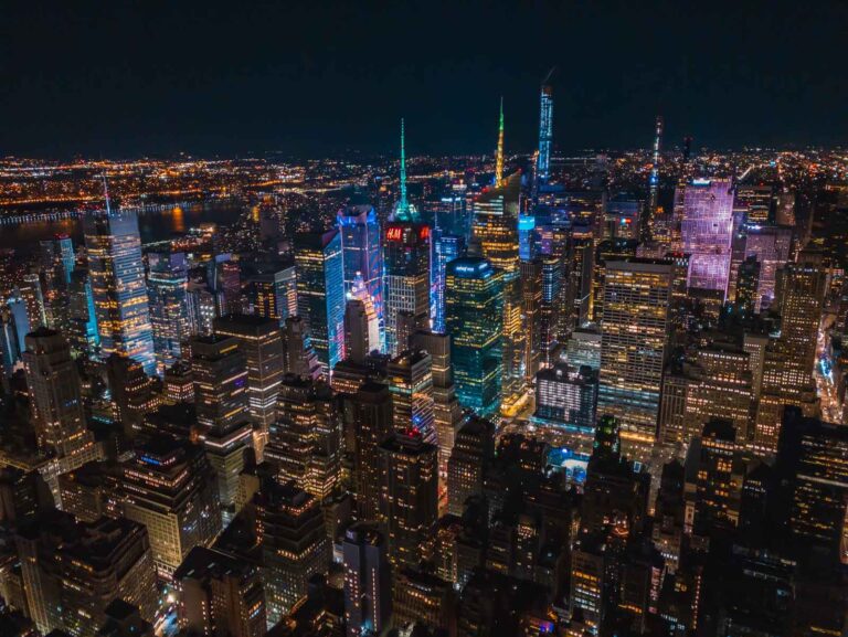 Read more about the article New York At Night: Best Evening Things To Do in NYC in 2024