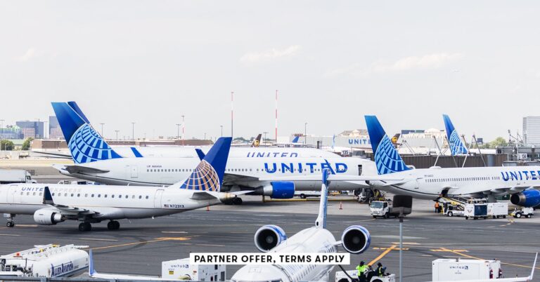 Read more about the article United Business Card vs. the United Club Business Card: Which should you get?