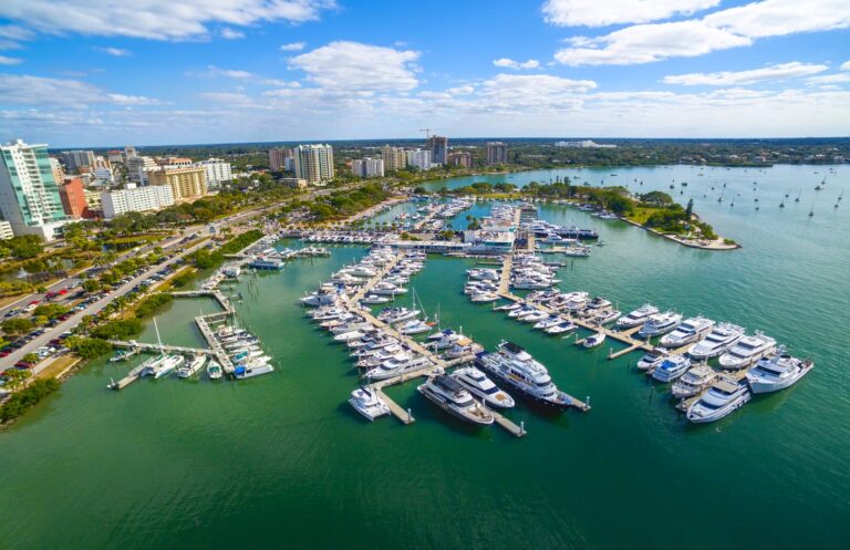 Read more about the article Where to Stay in Sarasota, Florida in 2024: 5 Best Areas for First-Time Visitors