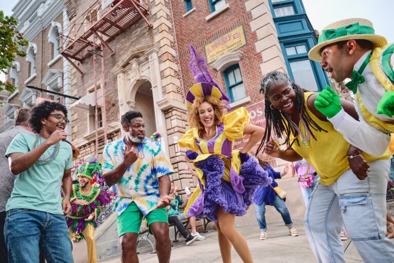 Read more about the article Guide to Universal Mardi Gras at Universal Orlando Resort