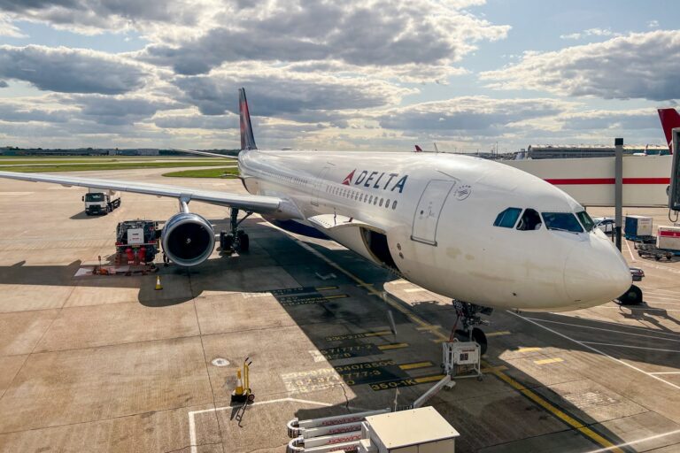 Read more about the article You asked, Delta answered: Here’s what we learned from Delta Air Lines about SkyMiles MQM rollovers