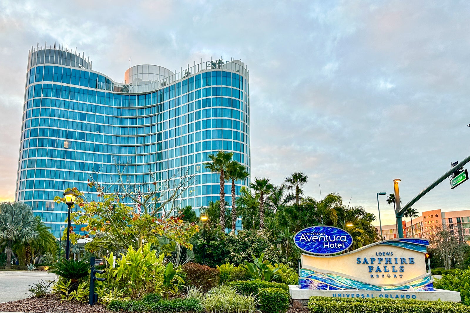 You are currently viewing Review of Universal Aventura Hotel at Universal Orlando Resort