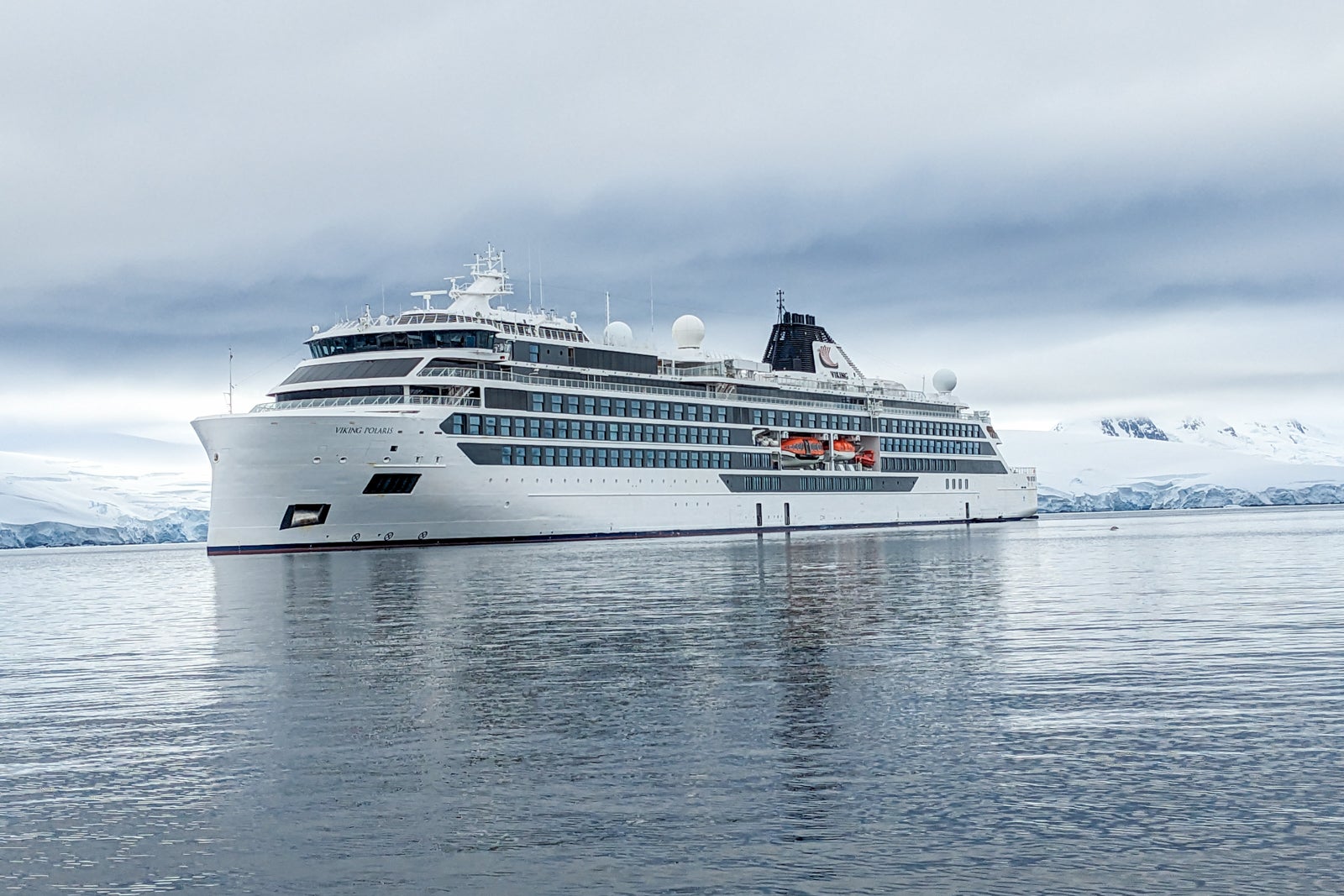 You are currently viewing Viking Polaris cruise ship review: A comfortable ship for adventurous cruising