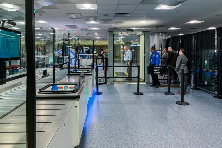 Read more about the article TSA unveils new self-service checkpoint prototype in Las Vegas