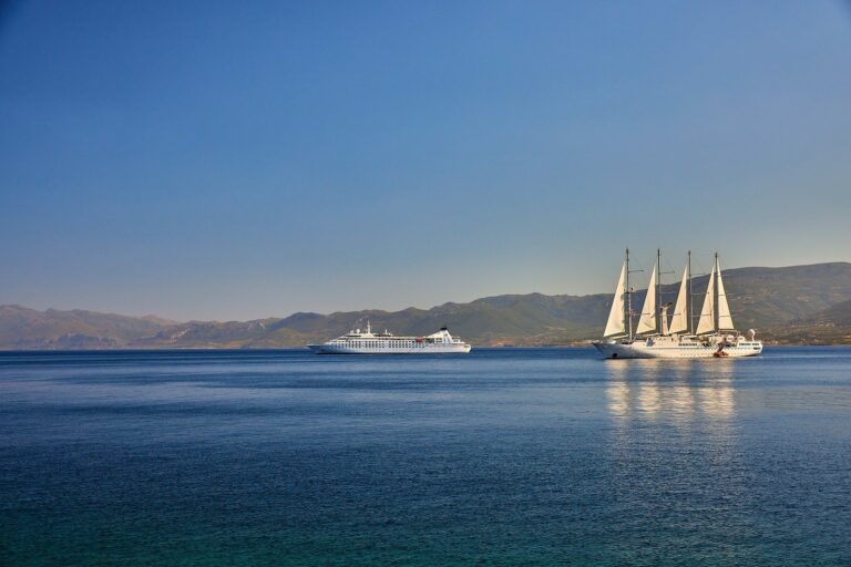 Read more about the article Best Greek cruises: Top 5 ships sailing the Greek Isles