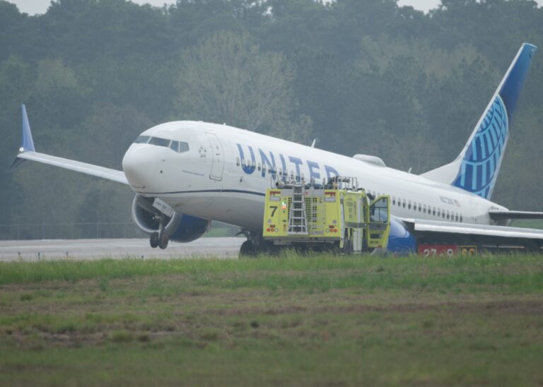 Read more about the article United Airlines CEO addresses safety concerns in customer memo