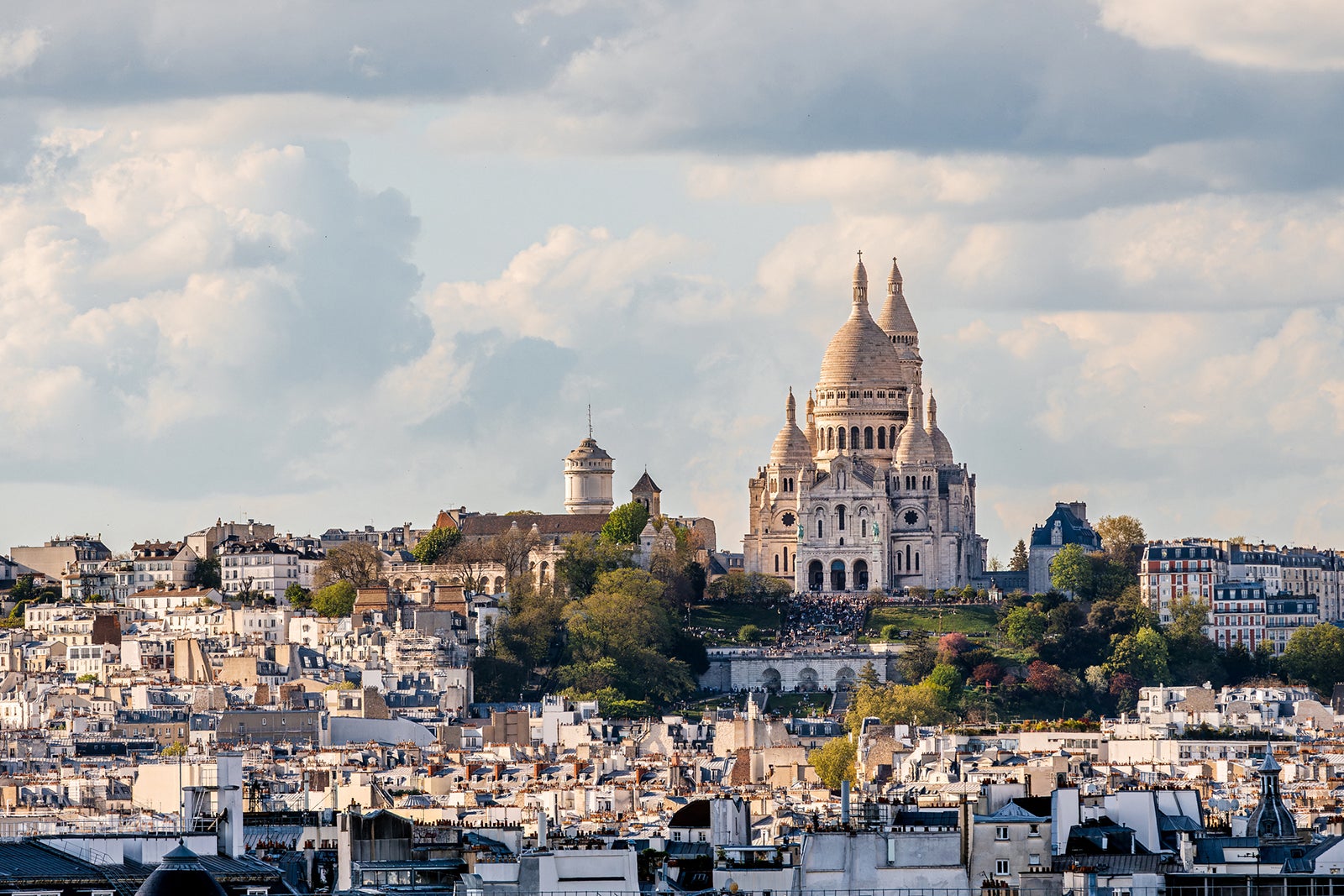 You are currently viewing Paris deal alert: Nonstop flights from LA and NYC as low as $406