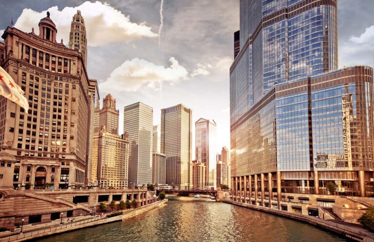 Read more about the article Where To Stay in Chicago (2024): 6 Best Areas For Every Budget