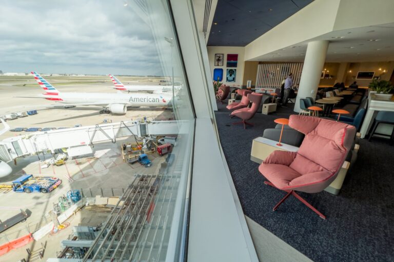 Read more about the article How to access Capital One Lounges through the app