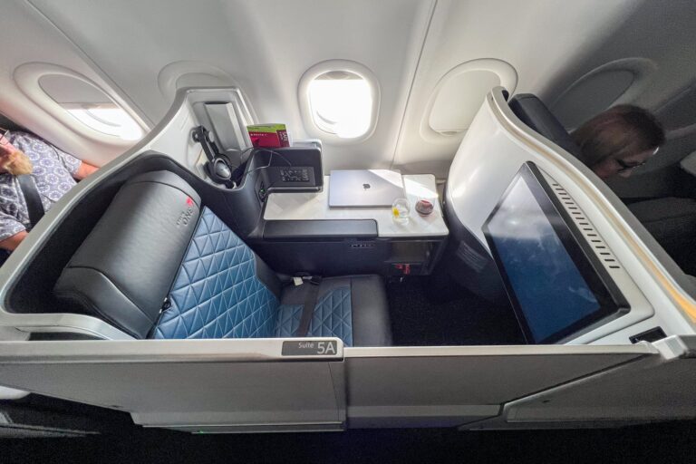 Read more about the article Fly Delta business class to Europe for the holidays from $2,522 round-trip