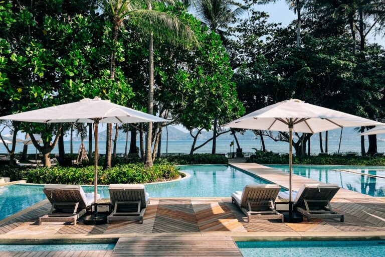 Read more about the article Top 3 Thai hotels with ‘White Lotus’ vibes that aren’t the Four Seasons