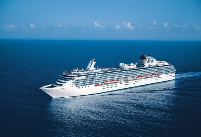 Read more about the article The 4 classes of Princess Cruises ships, explained