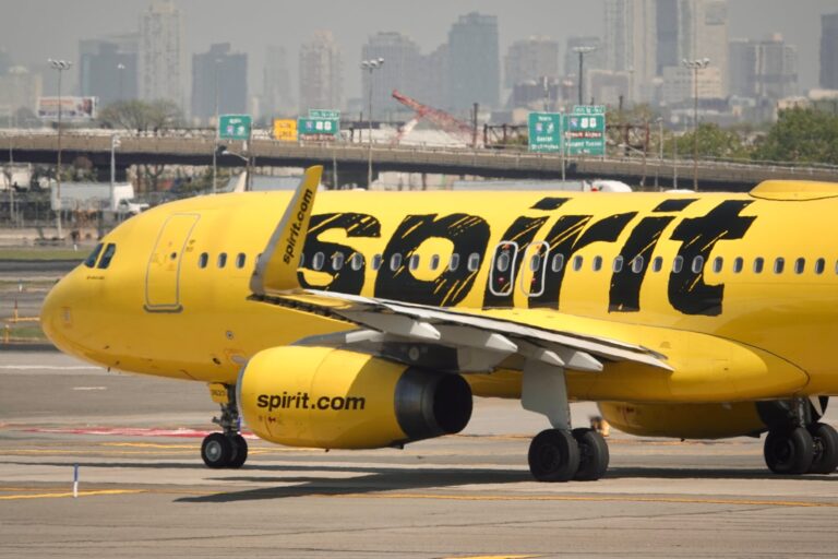 Read more about the article Spirit adds 8 new routes, boosts service in entrenched hubs