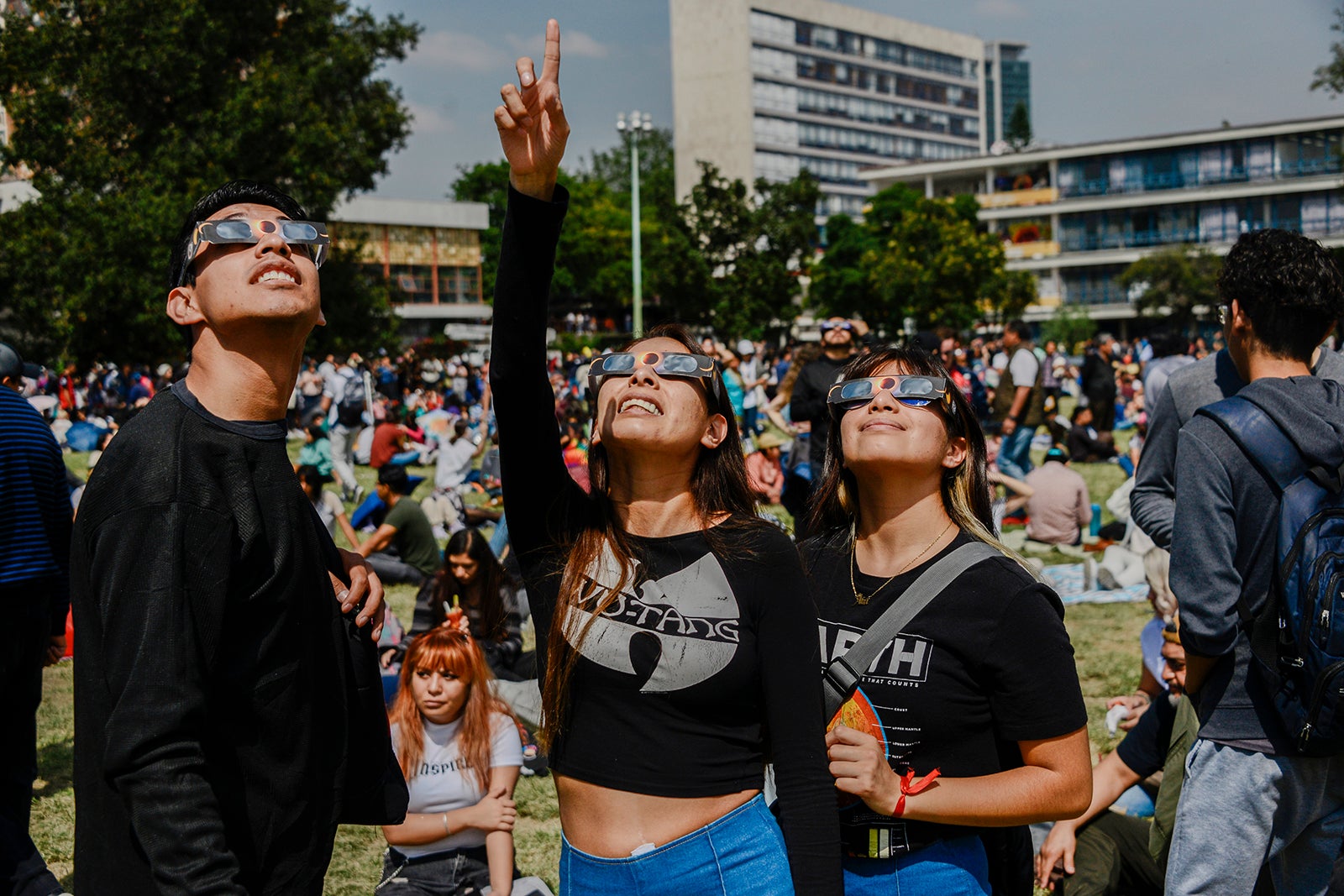 You are currently viewing Best ISO-certified eclipse sunglasses in time for Monday