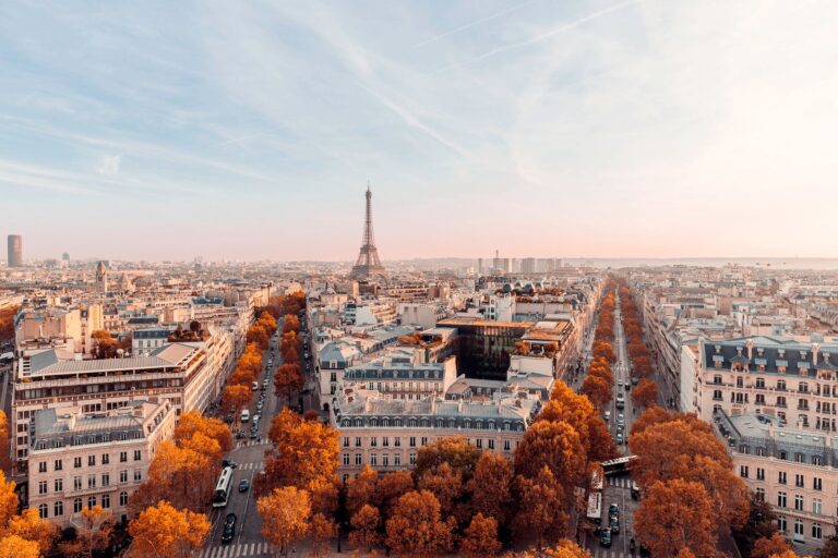 Read more about the article Deal alert: Book Air France nonstop premium economy to Paris from $1200