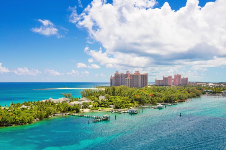 Read more about the article Fly nonstop to the Bahamas from LA and Washington, DC, from $258