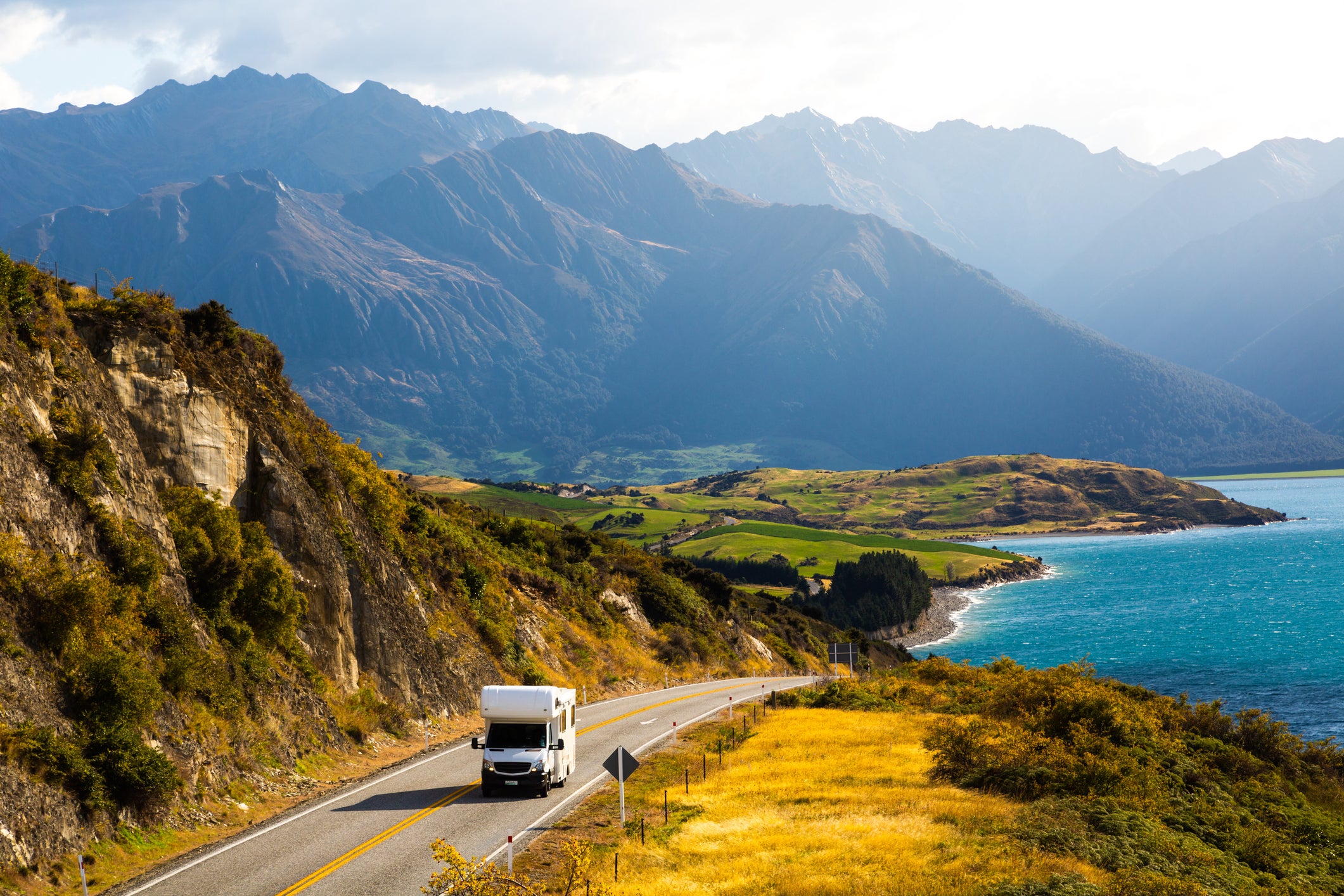 You are currently viewing New Zealand South Island road trip: Glaciers, wineries and adventure