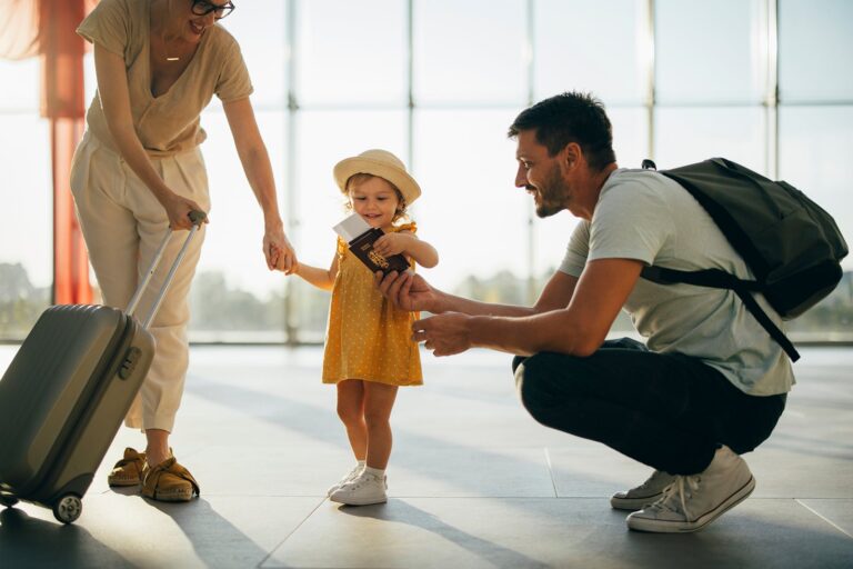 Read more about the article Ways to save on your next family vacation