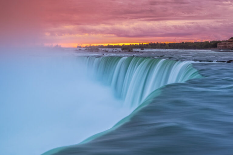 Read more about the article 25 Best Things to Do in Niagara Falls, Canada in 2024