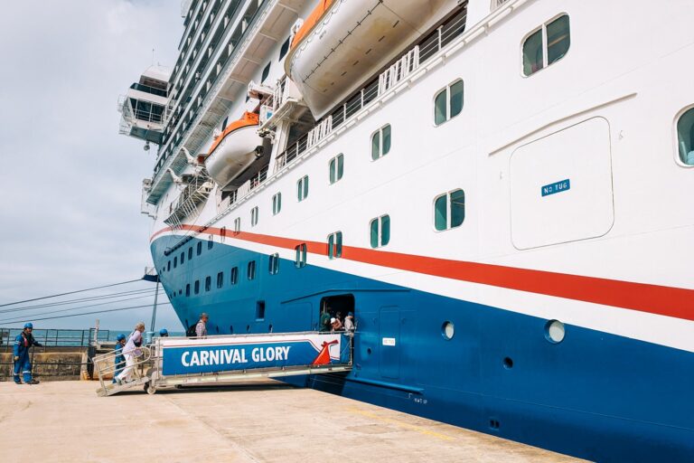 Read more about the article Carnival Glory cruise ship review: What to expect on board