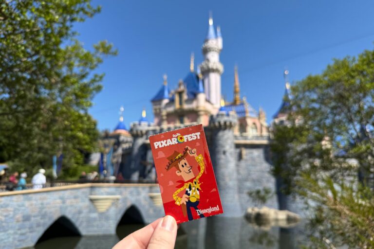 Read more about the article The essential guide to Disneyland ticket prices and add-ons